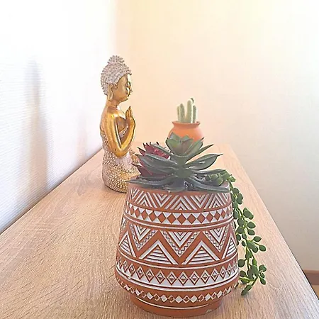 Proche Gare Et Centre-ville, Parking Gratuit Et Facile, Wifi Lägenhet