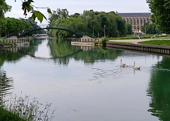 Proche Gare Et Centre-ville, Parking Gratuit Et Facile, Wifi Lägenhet Châlons-en-Champagne