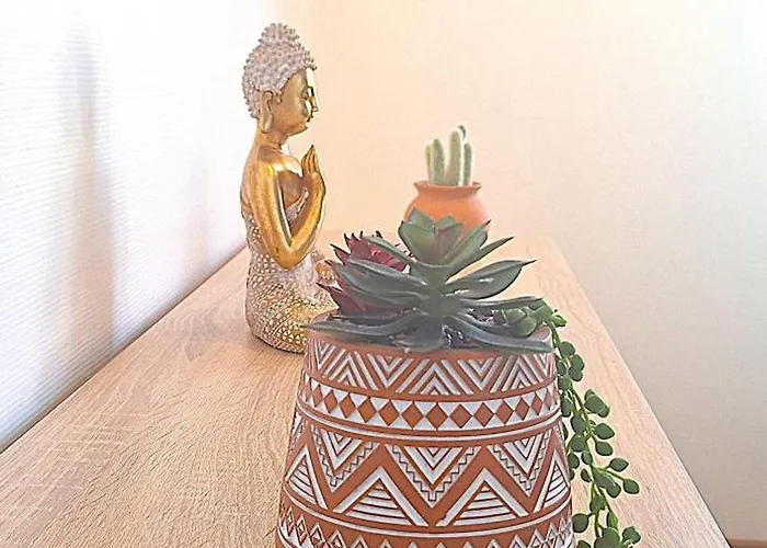 Proche Gare Et Centre-ville, Parking Gratuit Et Facile, Wifi Lägenhet