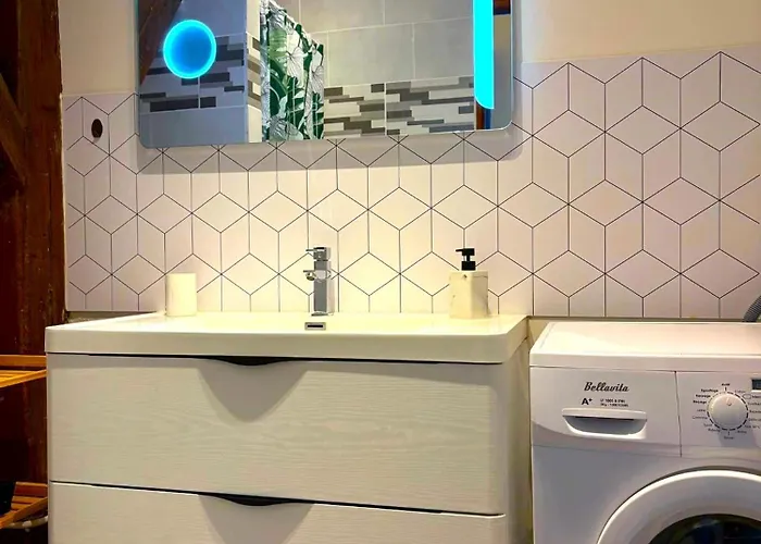 Proche Gare Et Centre-ville, Parking Gratuit Et Facile, Wifi Lägenhet *