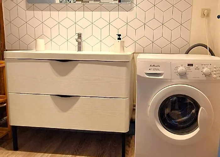 Lägenhet Proche Gare Et Centre-ville, Parking Gratuit Et Facile, Wifi *